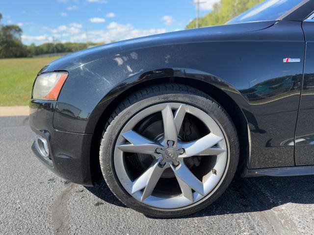 Photo of 2009 Brilliant Black Audi A5
