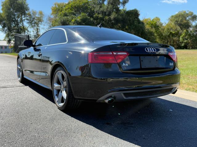 Photo of 2009 Brilliant Black Audi A5