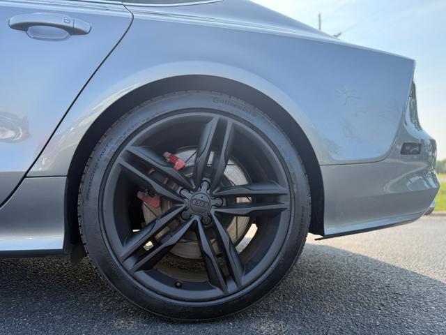 Photo of 2014 Gray Audi S7