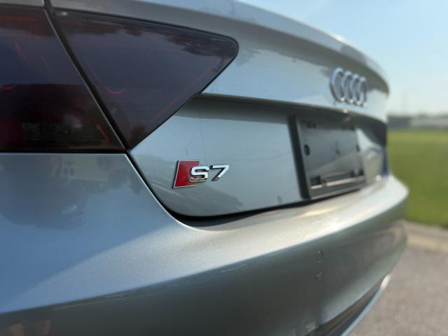Photo of 2014 Gray Audi S7