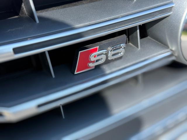 Photo of 2013 Blue Audi S6