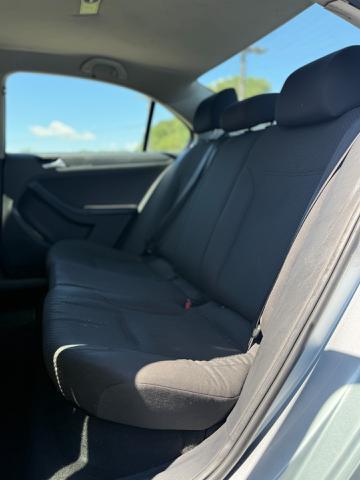 Photo of 2014 Reflex Silver Metallic Volkswagen Jetta
