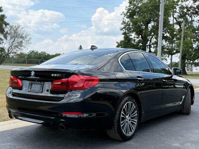 Photo of 2018 Black BMW 530