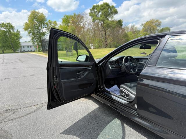 Photo of 2015 Black BMW 528