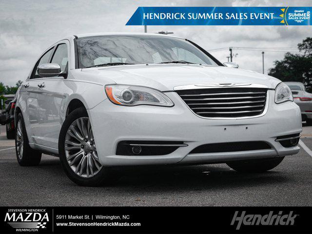 2013 Chrysler 200