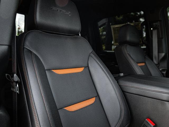 Photo of 2024 Onyx Black GMC Sierra 2500