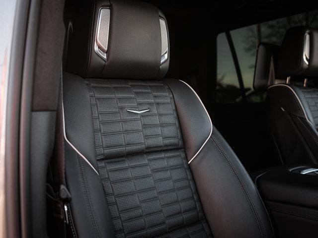 Photo of 2023 Argent Silver Metallic Cadillac Escalade