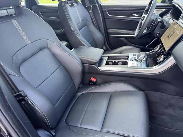 Photo of 2024 Santorini Black Metallic Jaguar XF