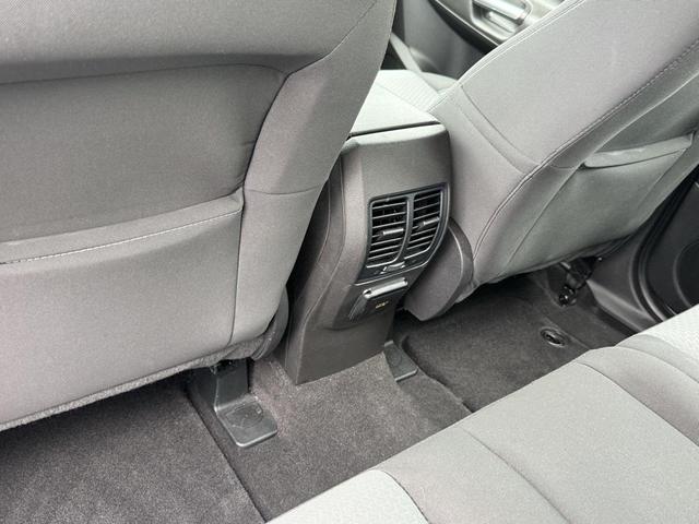 Photo of 2017 INGOT SILVER Ford C-Max Hybrid