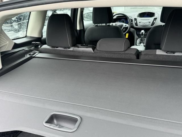 Photo of 2017 INGOT SILVER Ford C-Max Hybrid