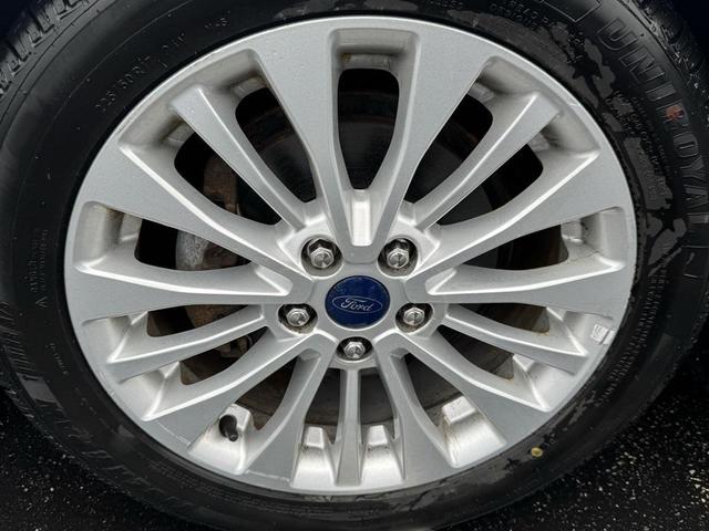 Photo of 2017 INGOT SILVER Ford C-Max Hybrid