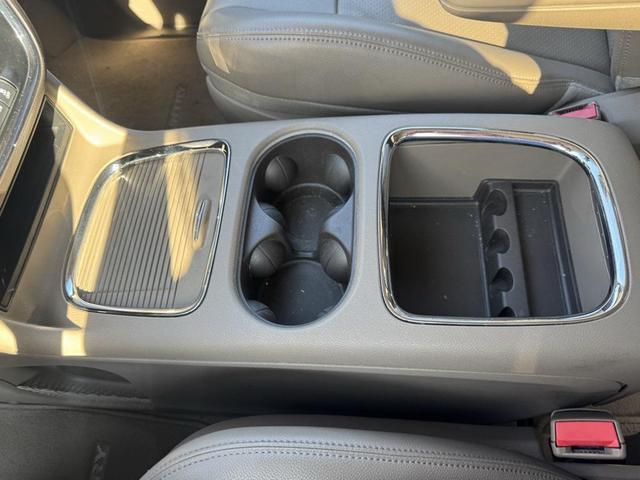 Photo of 2012 Cashmere Pearlcoat Chrysler Town & Country