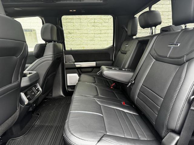 Photo of 2025 STAR WHITE Ford F-350