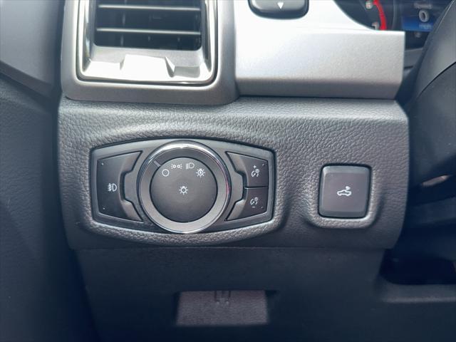 Photo of 2023 HOT PEPPER RED Ford Ranger