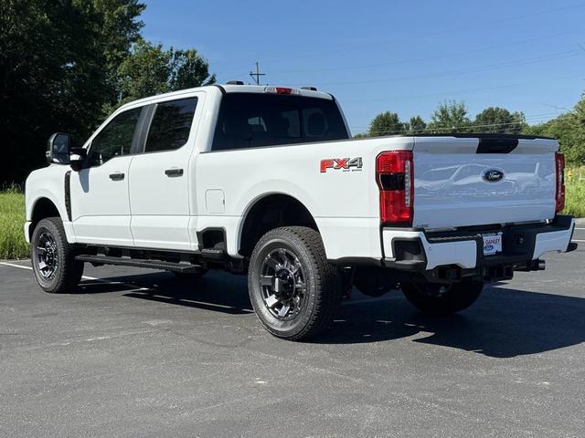 Photo of 2025 OXFORD WHITE Ford F-250