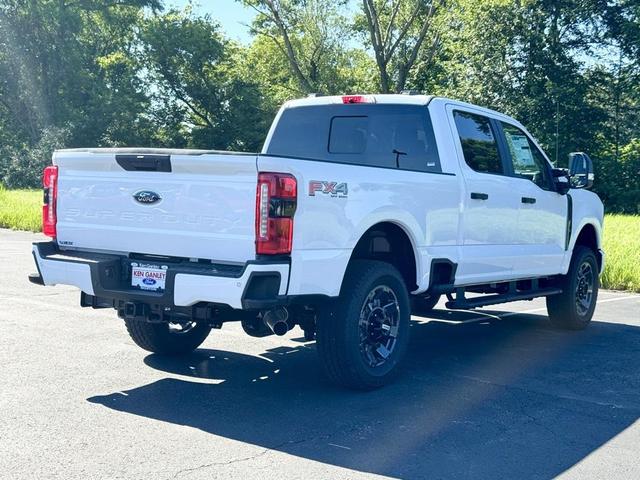 Photo of 2025 OXFORD WHITE Ford F-250