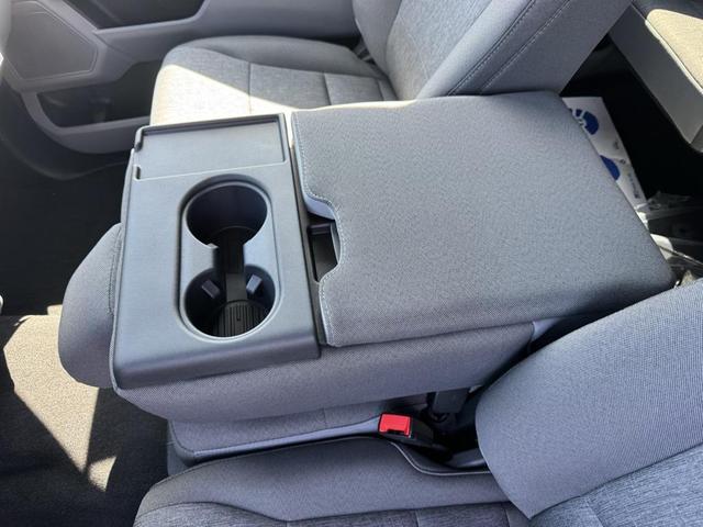 Photo of 2025 OXFORD WHITE Ford F-250