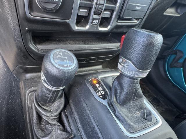Photo of 2020 Bikini Pearlcoat Jeep Wrangler Unlimited