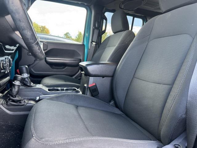 Photo of 2020 Bikini Pearlcoat Jeep Wrangler Unlimited