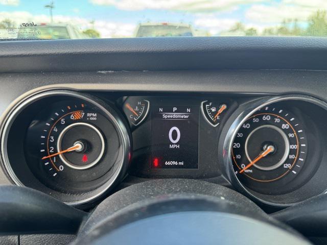 Photo of 2020 Bikini Pearlcoat Jeep Wrangler Unlimited