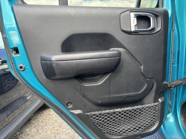 Photo of 2020 Bikini Pearlcoat Jeep Wrangler Unlimited
