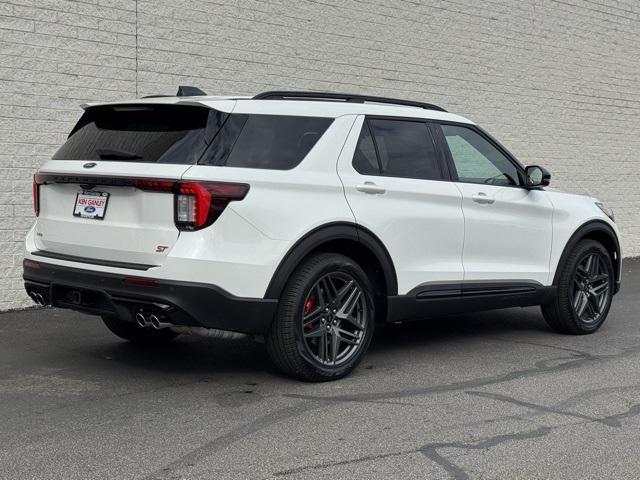 Photo of 2026 STAR WHITE MET TRI-COAT Ford Explorer