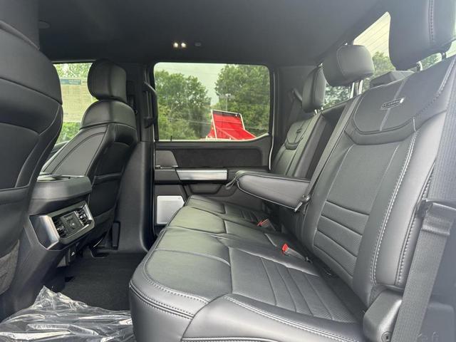 Photo of 2025 STAR WHITE Ford F-350
