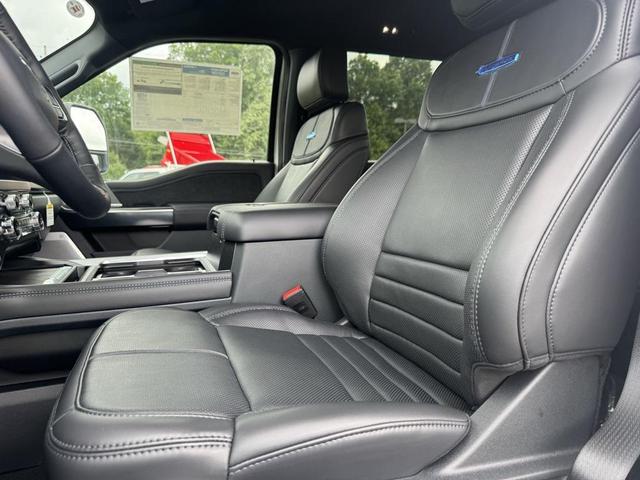 Photo of 2025 STAR WHITE Ford F-350