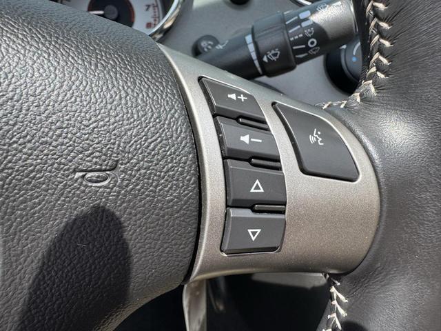 Photo of 2008 Cool (Liquid Silver Metallic) Pontiac Solstice