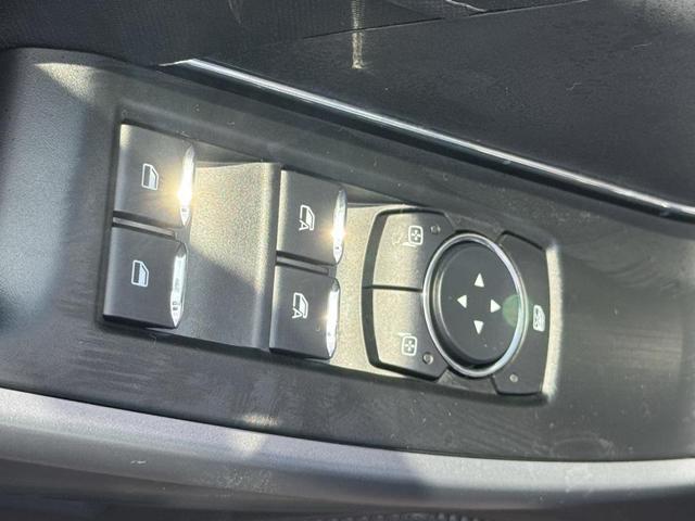 Photo of 2025 AGATE BLACK METALLIC Ford F-150