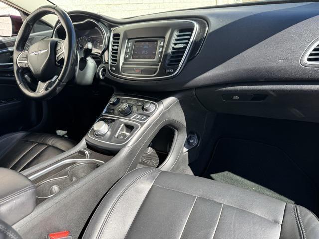 Photo of 2015 Velvet Red Pearlcoat Chrysler 200