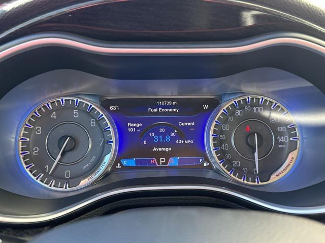 Photo of 2015 Velvet Red Pearlcoat Chrysler 200