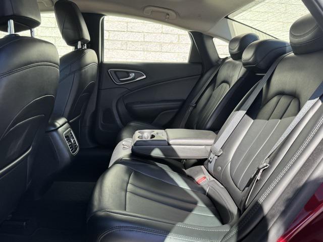 Photo of 2015 Velvet Red Pearlcoat Chrysler 200