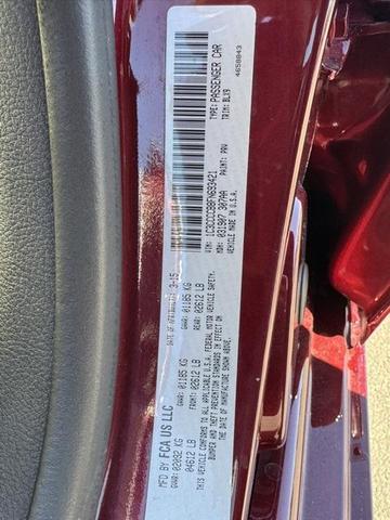 Photo of 2015 Velvet Red Pearlcoat Chrysler 200