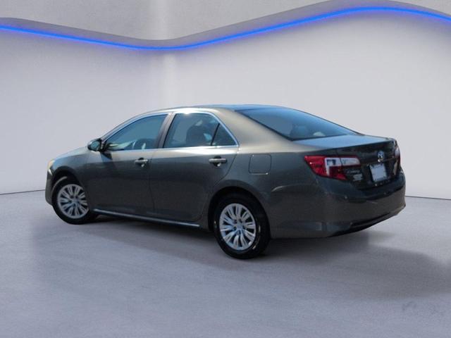Photo of 2013 Cypress Pearl Toyota Camry