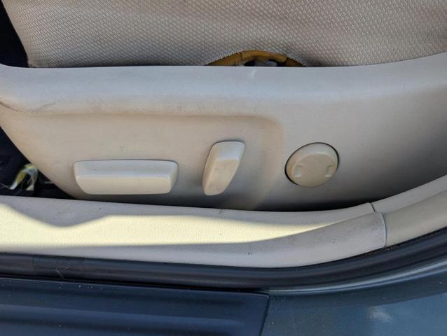 Photo of 2013 Cypress Pearl Toyota Camry