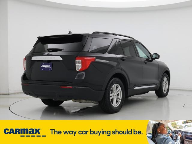 Photo of 2022 Black Ford Explorer