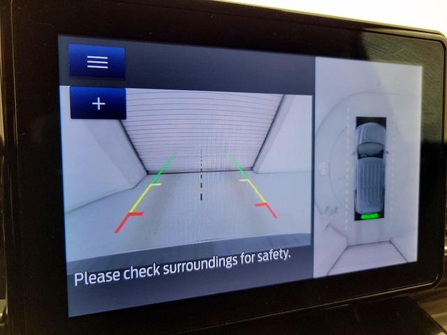 Photo of 2023 Silver Ford Explorer