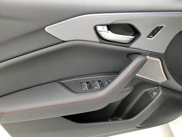 Photo of 2023 White Acura TLX
