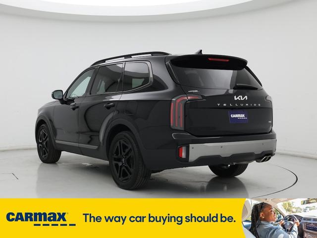 Photo of 2023 Black Kia Telluride