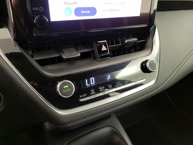 Photo of 2024 White Toyota Corolla