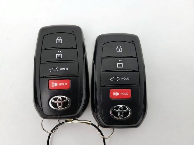 Photo of 2024 White Toyota Corolla