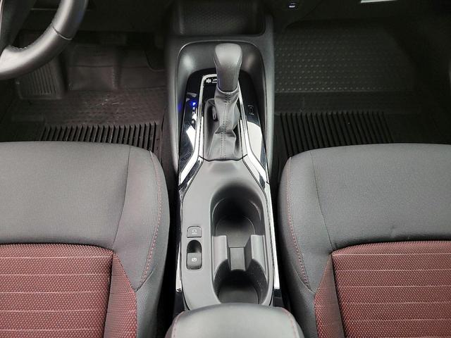 Photo of 2024 White Toyota Corolla