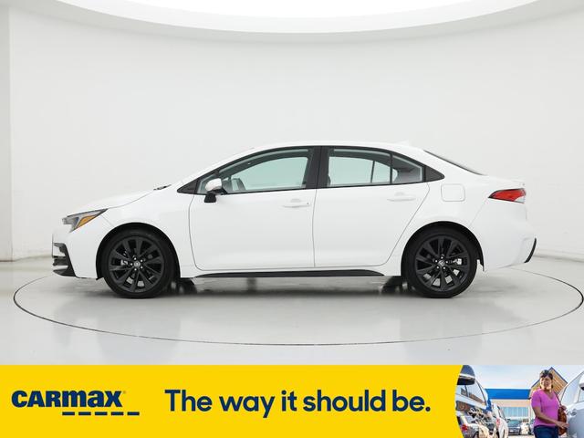 Photo of 2024 White Toyota Corolla
