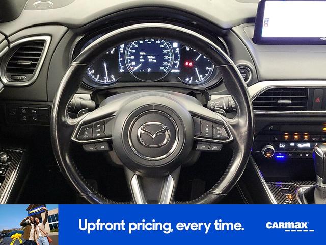 Photo of 2023 Silver Mazda CX-9