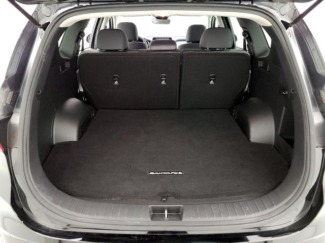 Photo of 2022 Black Hyundai SANTA FE