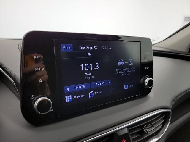 Photo of 2022 Black Hyundai SANTA FE