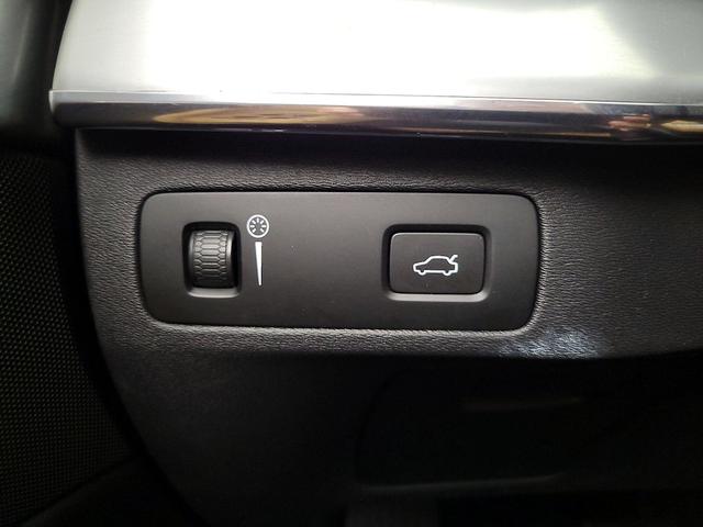 Photo of 2017 Black Volvo XC90