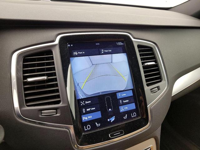 Photo of 2017 Black Volvo XC90