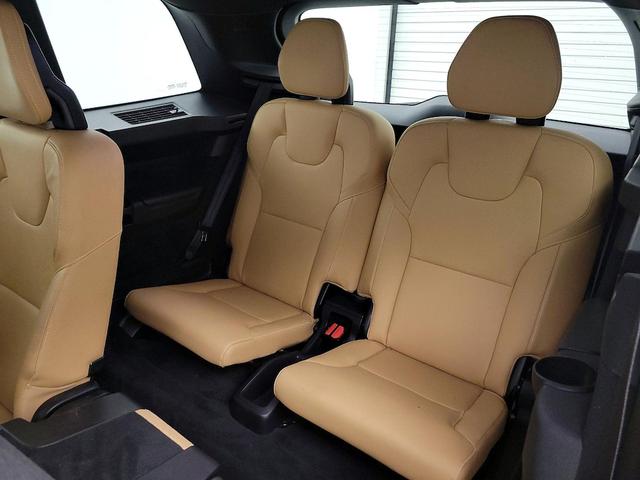 Photo of 2017 Black Volvo XC90